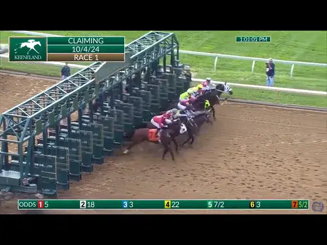 Start of the race with Vernon Haught taking the early lead